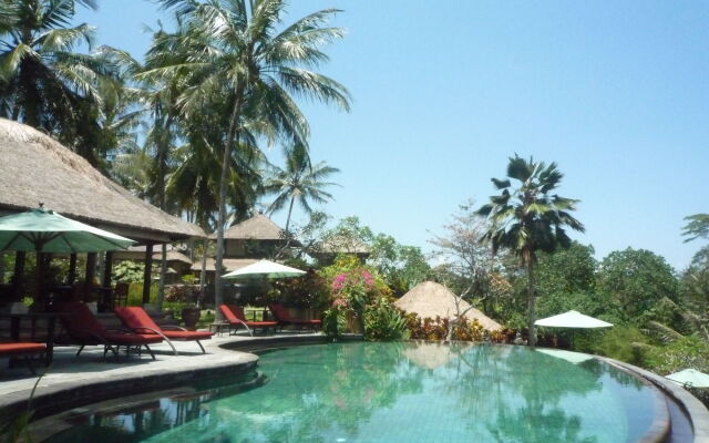 Villa Semana Resort & Spa