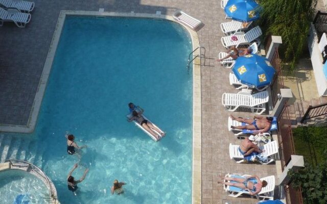 Tabanov Beach Hotel