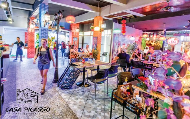 Khaosan Art Hotel