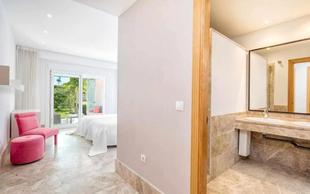 Marbella Golf & Beach House