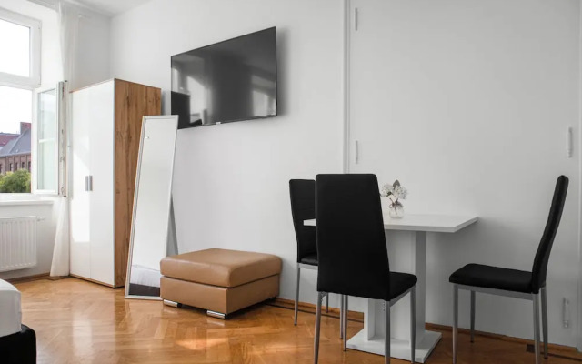 Perfect 7BR Stay Near Hauptbahnhof