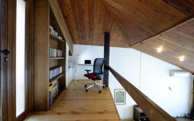 Artistic penthouse