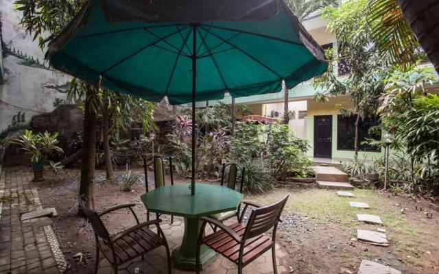 RedDoorz near Juanda International Airport