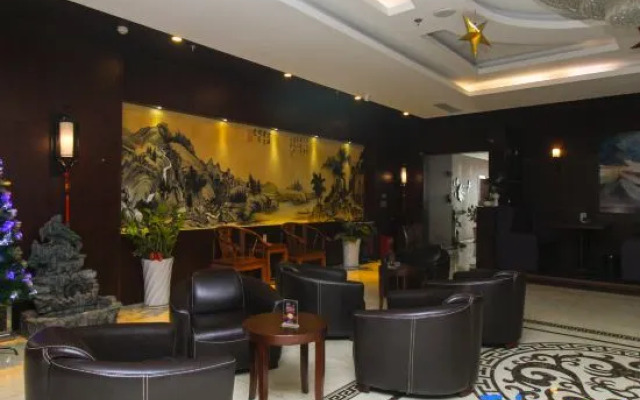 Nanjing Yi Theme Home Hotel (Fuyang Plaza Suning Universal Tianrun Plaza Branch)