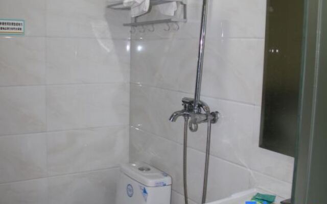 Kelong Hotel