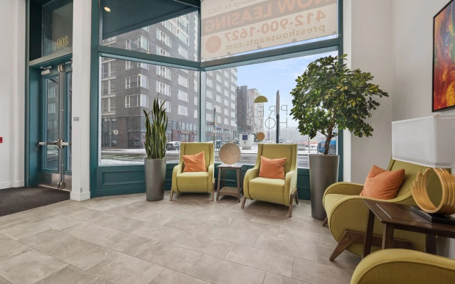 Apartments in Pittsburgh's Cultural District by Frontdesk