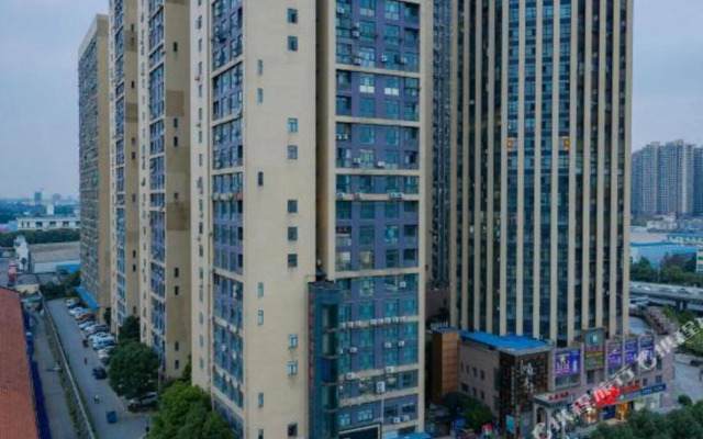 Qingzhu·Huating Select Hotel