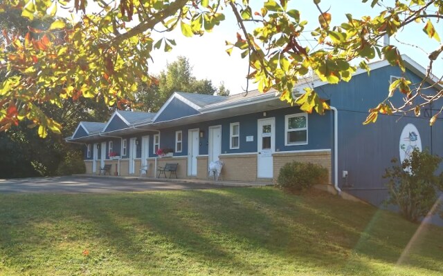 Coastal Inn Kingfisher