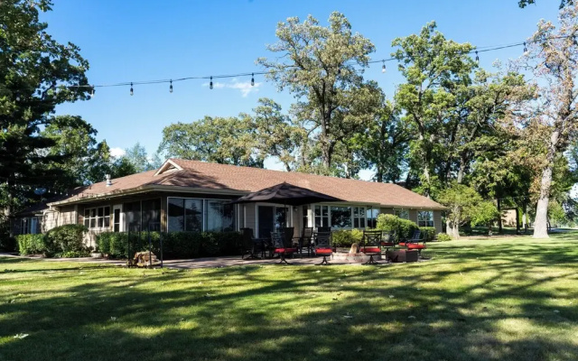 Lake House