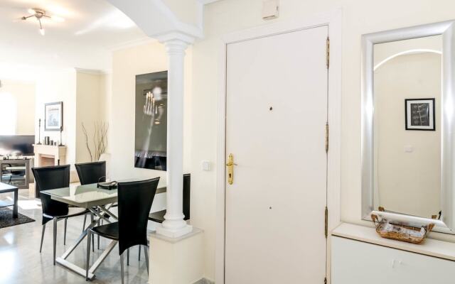SAA-Great 2 bed apt 10 min walk to Puerto Banus