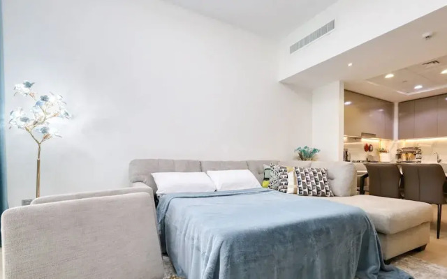 Exquisite Living in Riviera One Bedroom