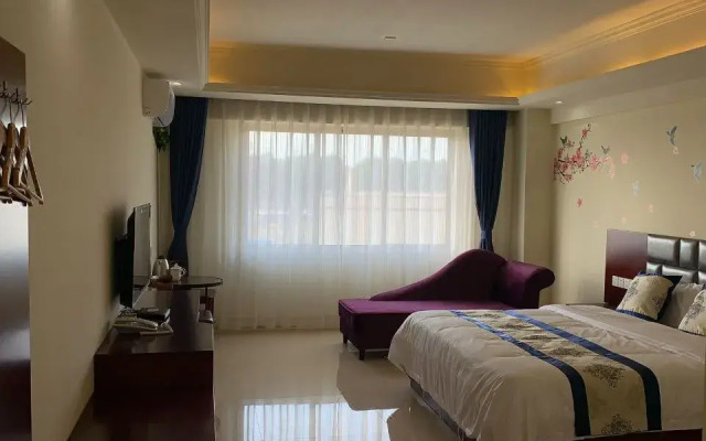 Yipin Holiday Hostel