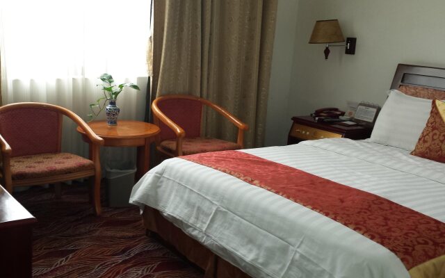 Flower Hotel
