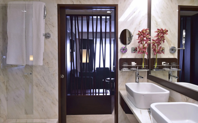 Porto Palácio Hotel by The Editory