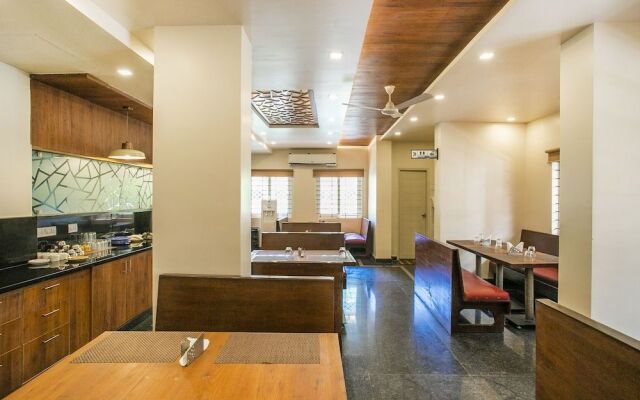 Capital O 25030 D'brooks