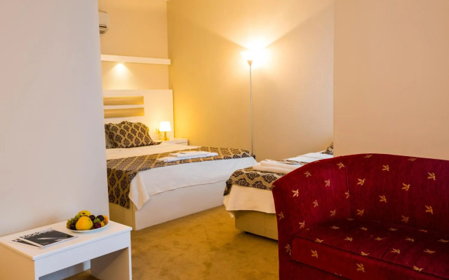 Arsen Hotel