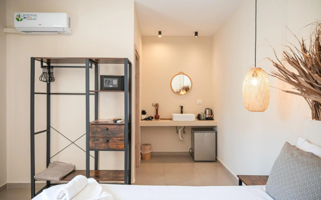 Atma Beach Rooms & Suites