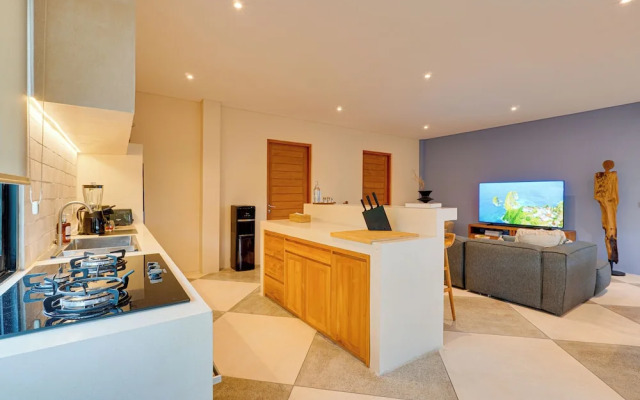Stylish Canggu Apartment near Berawa Beach