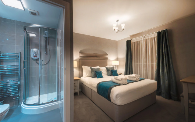 The Knight Residence Apartments by Mansley
