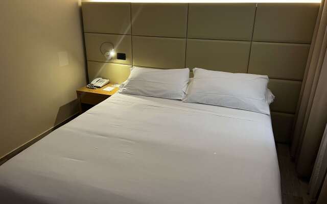 Best Western Hotel Cavalieri Della Corona