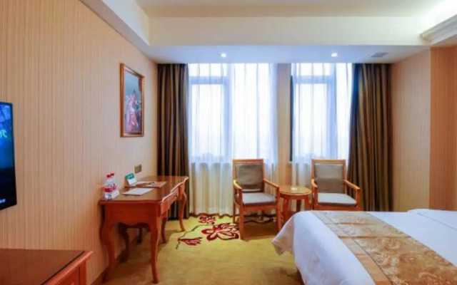 Vienna 3 Best Hotel (Nanchang Qingshan Lake High-tech)