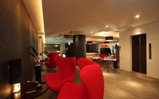 HOTEL W - Adults Only