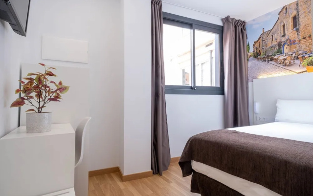 Hotel BestPrice Girona