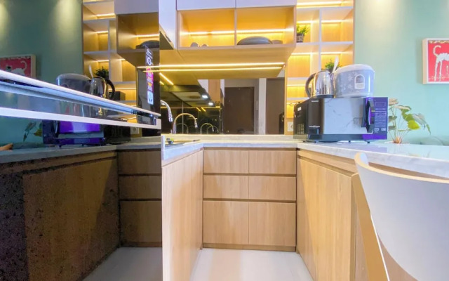 Homey And Good Place 2Br Transpark Bintaro Apartment