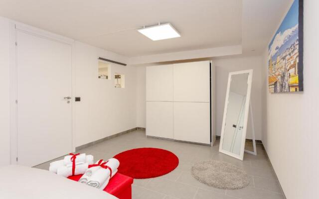Etna Apartment Titani