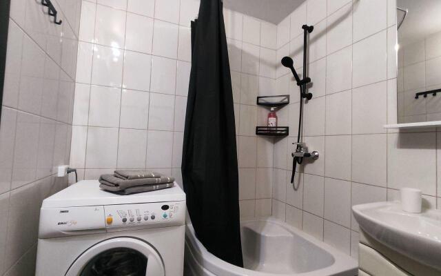 Apartments on Shuvalov street 10/18