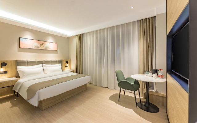 GreenTree Inn Express Hotel (Baoding Mancheng District Government Branch)