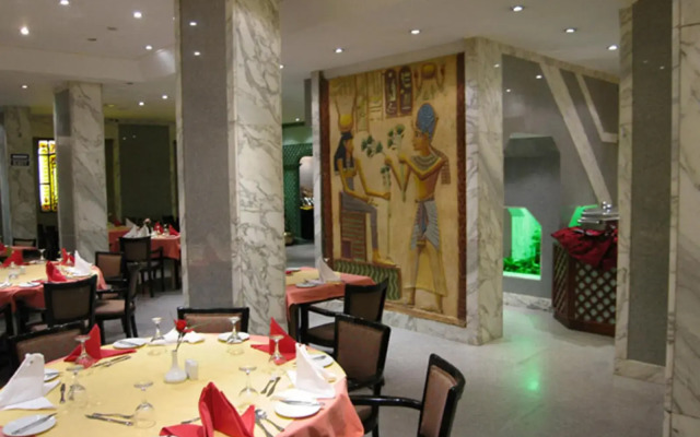 Philippe Luxor Hotel