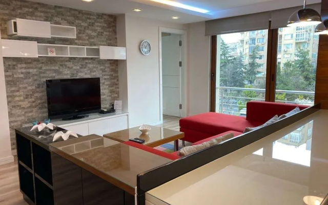 Aura Suites