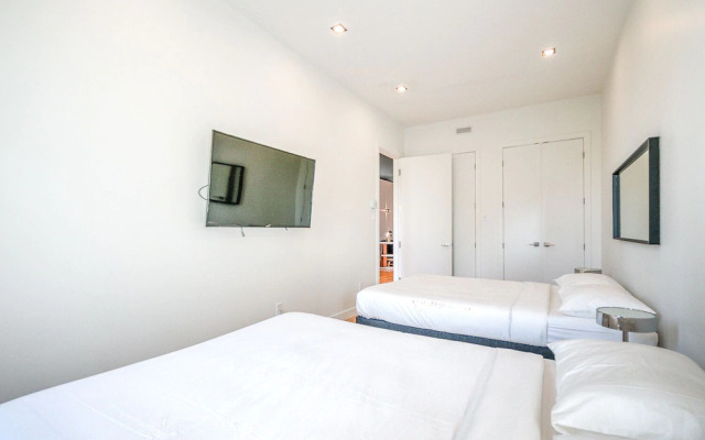 Plaza 2&3 Luxury Large Party Penthouse Liv MTL