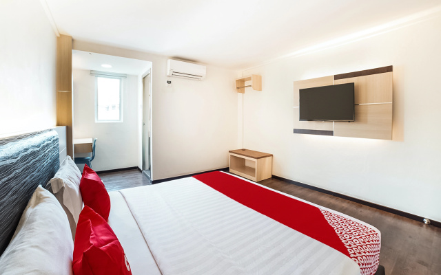 Palace Inn – Guest Rooms – Miri