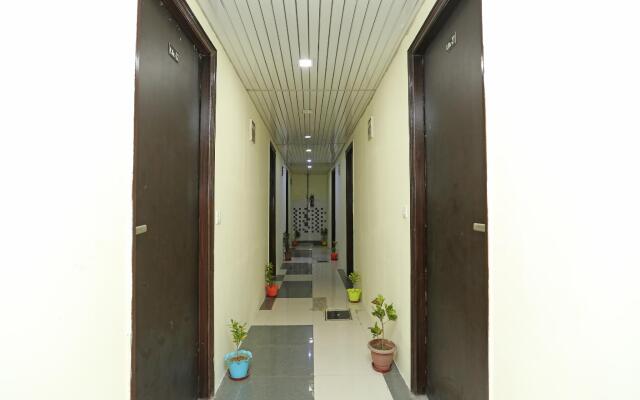OYO 18530 Comfort Inn
