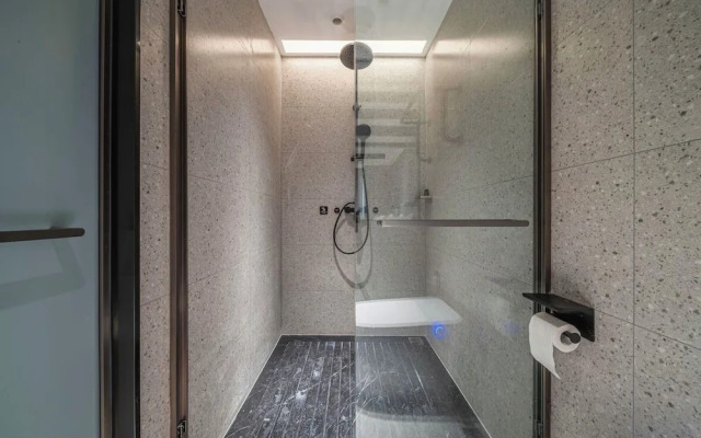 C Station Meisu Hotel