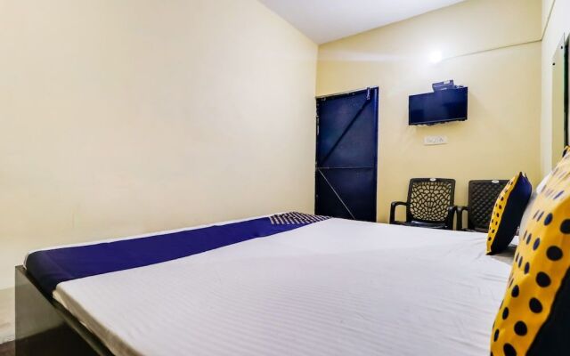 Spot On 61068 Hotel Kr