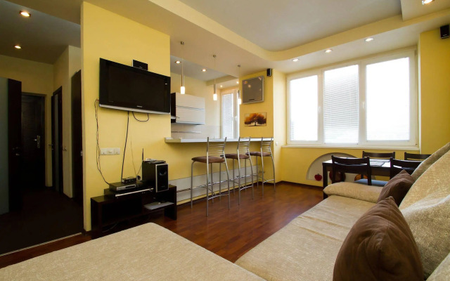 Alma Apartments