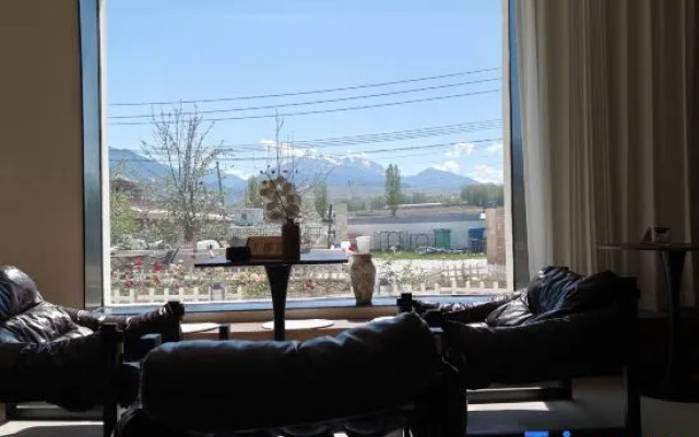 Urumqi Jili Homestay Coffee Camping