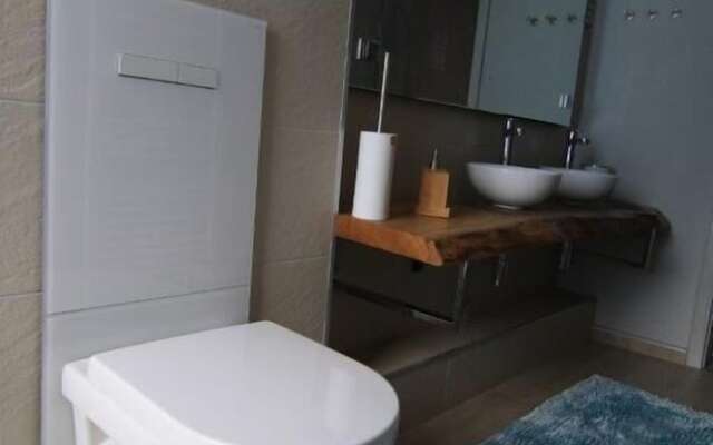 Ferienwohnung 2.OG.Links