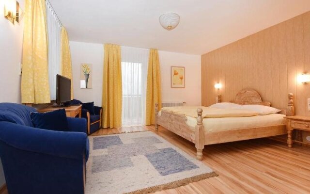 Hotel- Pension Landhaus Fuchsenstube