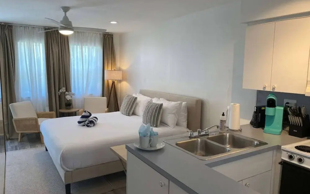 Marine Villas 3 in Hollywood