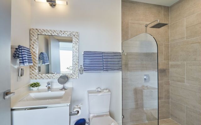 Sunset Blvd 3A - 2 Br Condo