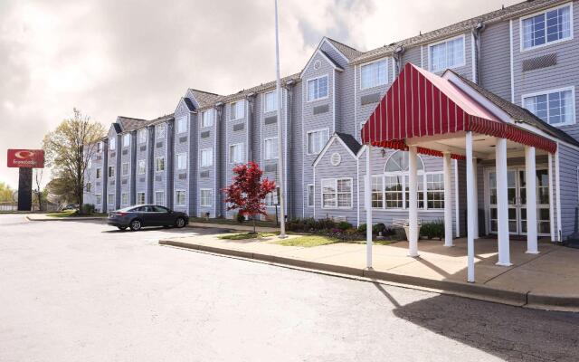 Greenville Pelham Inn by IHG
