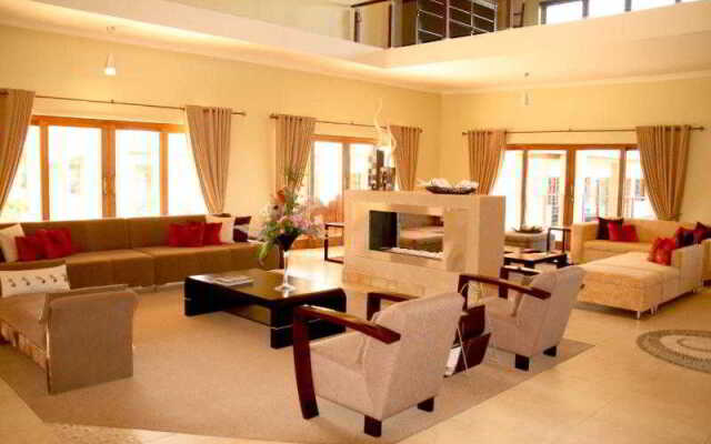 Pollards Inn Hotel, Kwantu Game Reserve