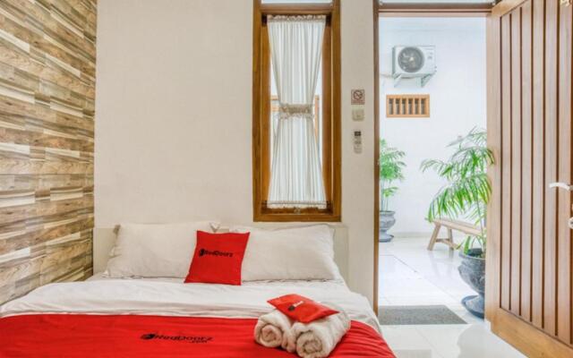 RedDoorz Syariah near Taman Pelangi Jogja 2