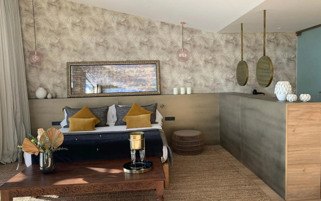 Hotel Tropical Gava Mar