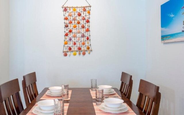 Twins Inn & Apartments