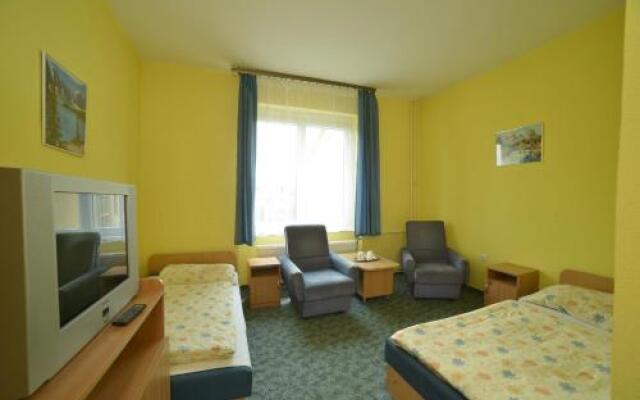 Fremon Munkásszálló